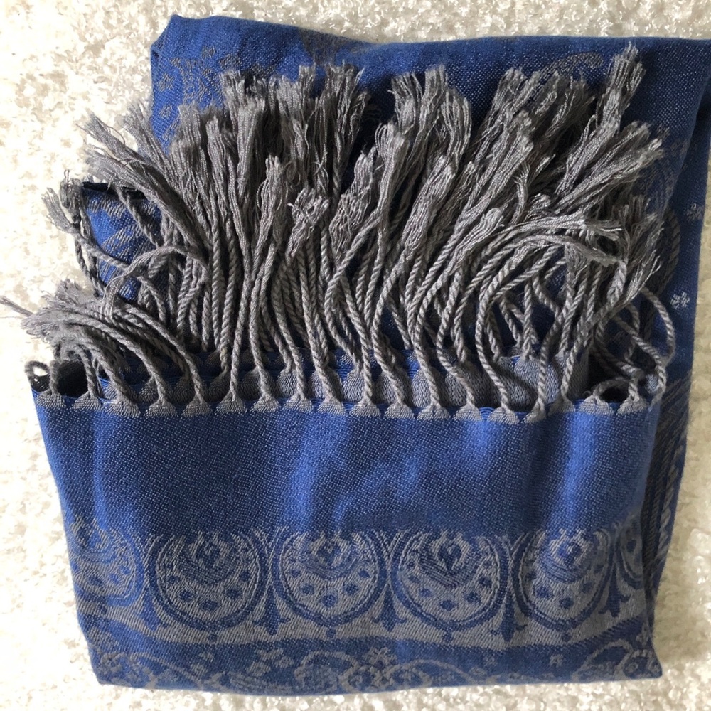 Blue and Gray Fringed Pashmina Scarf